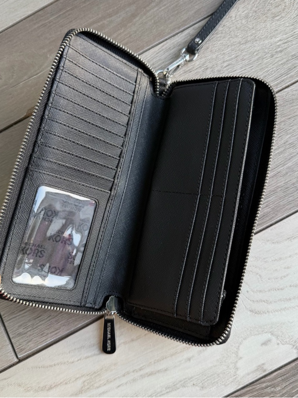 Michael Kors Jet Set Travel Large Signature Logo Continental Wallet - Picture 5 of 7